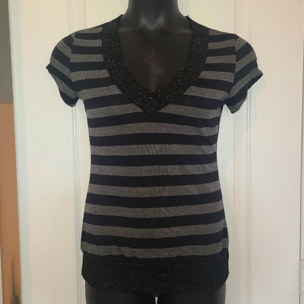 Charlotte Russe Women's Large Black and Grey Stripe V-Neck Top